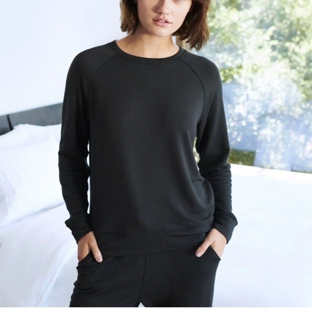 Quince SuperSoft Fleece Crew Sweatshirt XS Athleisure Minimalist Quiet Luxury